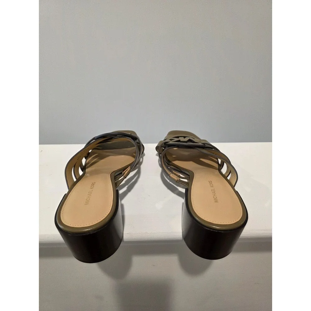 Women's sz 6 B‎ Michael Kors Erika Sandal Loden Green Leather MK Logo Block Heel